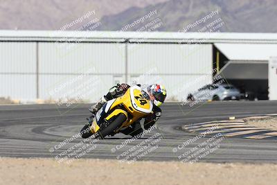 media/Jan-15-2026-Racers Edge (Thu) [[dfebeb70ab]]/2-A Group/Session 3 (Turn 16)/